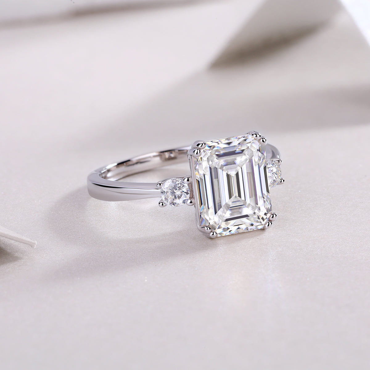 Token Octagonal Moissanite 3.0 Ct Square Cut Ring