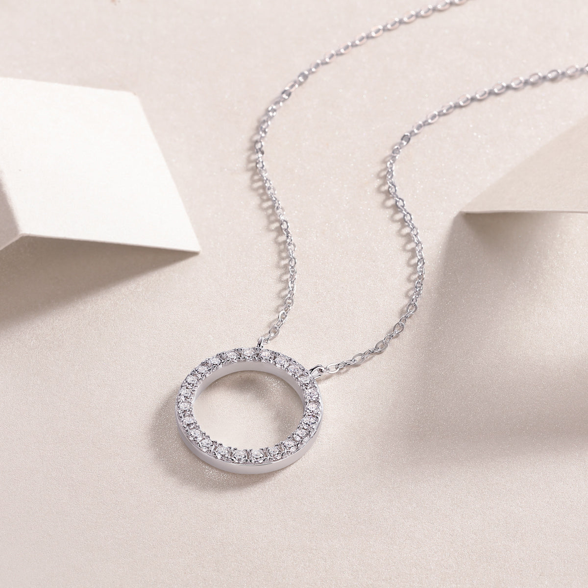 Fulfillment Moissanite 0.46 Ct Round Cut Necklace