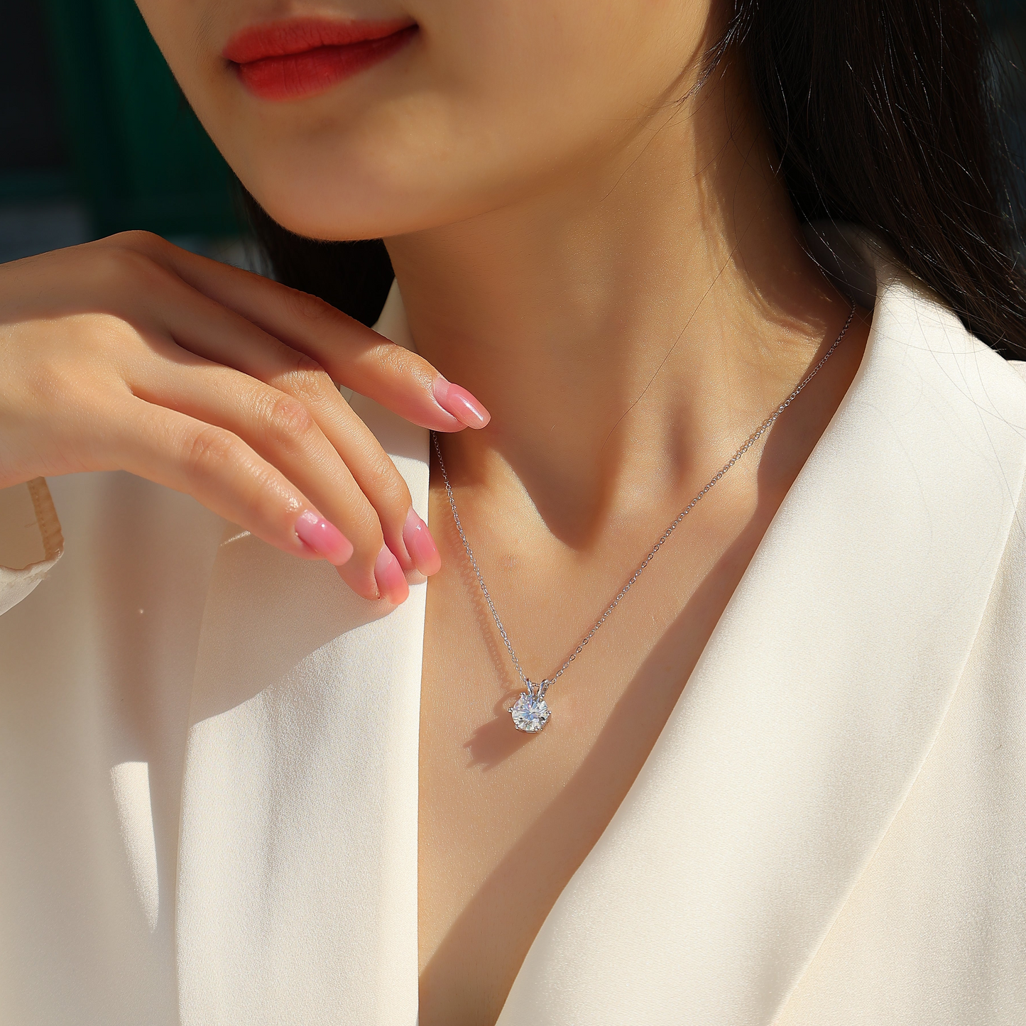 Romantic Signature Moissanite 2.0 Ct Round Cut Necklace
