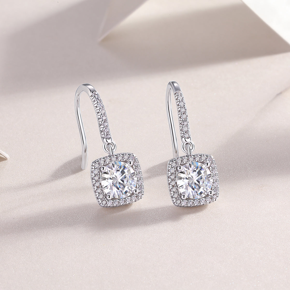 Elegant Dreamweaver Moissanite 1.0 Ct Round Cut Earrings