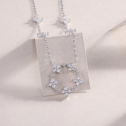 Luky Star Moissanite 1.26 Ct Round Cut Necklace