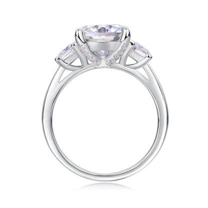 The Quest Moissanite 3.0 Ct Cushion Cut Moissanite Ring