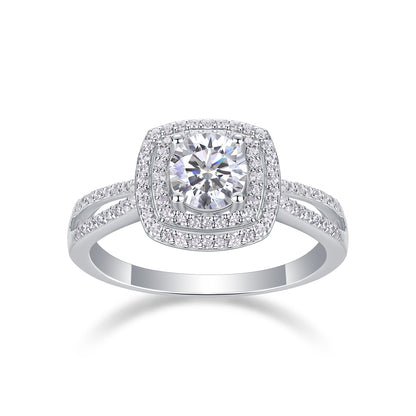 Sweet Holiday Moissanite 1.0 Ct Round Cut Ring