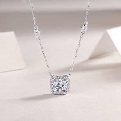 Passionate Love Moissanite 1.0 Ct Round Cut Love