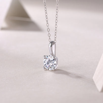 Encounter Moissanite 1.0 Ct Round Cut Necklace